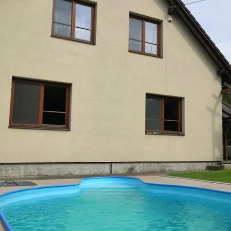 Prazdninovy Dum S Vyhrivanym Bazenem V Srdci Ceskeho Raje Feriehus *