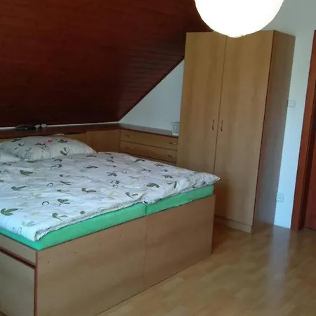 Prazdninovy Dum S Vyhrivanym Bazenem V Srdci Ceskeho Raje Feriehus Turnov