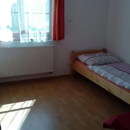 Prazdninovy Dum S Vyhrivanym Bazenem V Srdci Ceskeho Raje بيت للعطل *